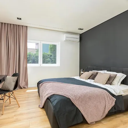 Holiday home Stunning In