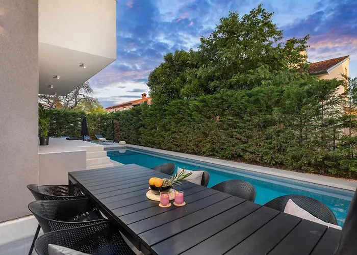 Dom wakacyjny Stunning In Pula