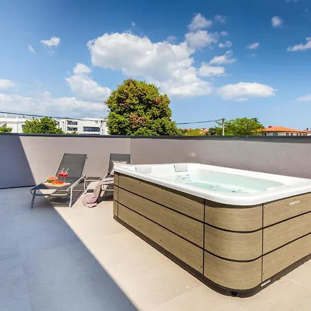 Cozy In With Private Swimming Pool, Be Inside Or Outside Prázdninový dům *